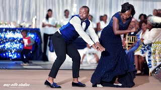 Best Zimbabwean Wedding Couple Dance Ever  Enjoy [upl. by Areit]